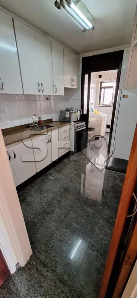 Apartamento à venda com 3 quartos, 75m² - Foto 4