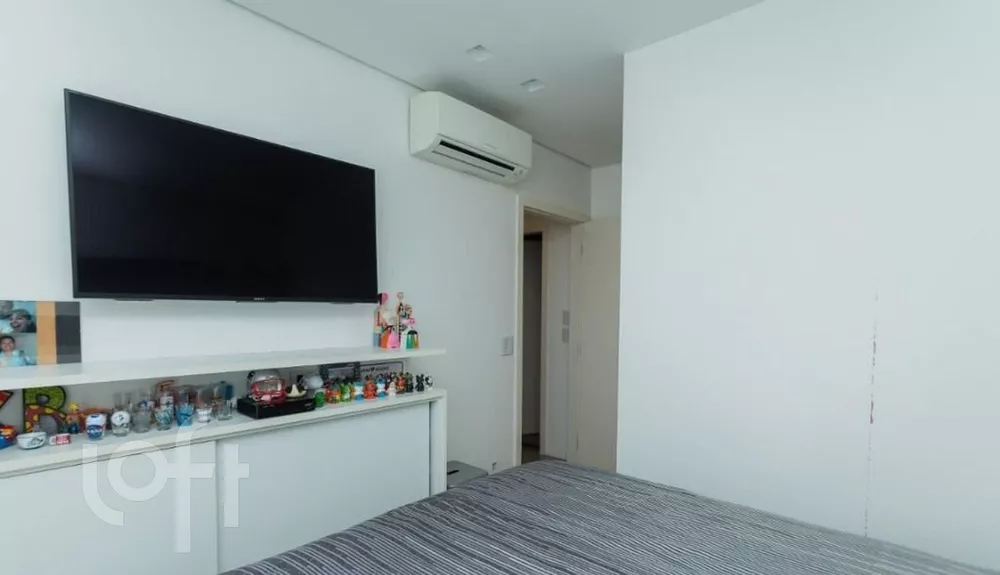 Apartamento à venda com 2 quartos, 70m² - Foto 5