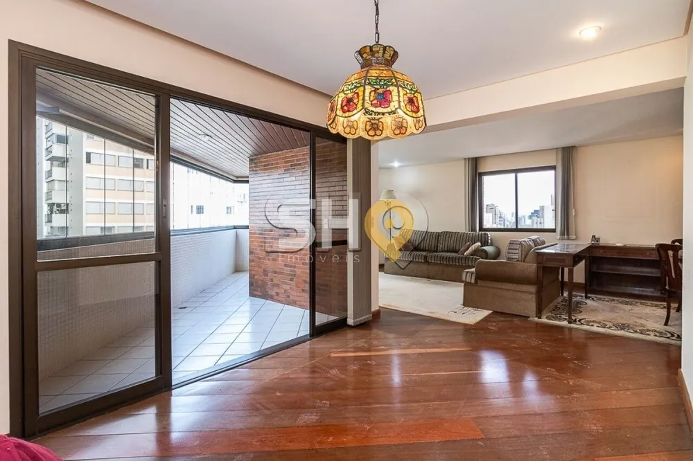 Apartamento, 3 quartos, 190 m² - Foto 1