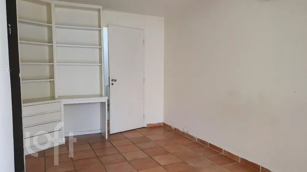 Casa à venda com 3 quartos, 400m² - Foto 9