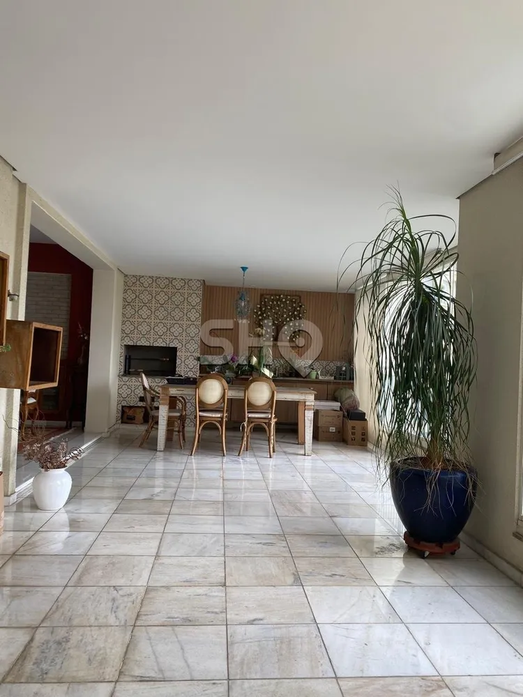 Apartamento, 4 quartos, 205 m² - Foto 1