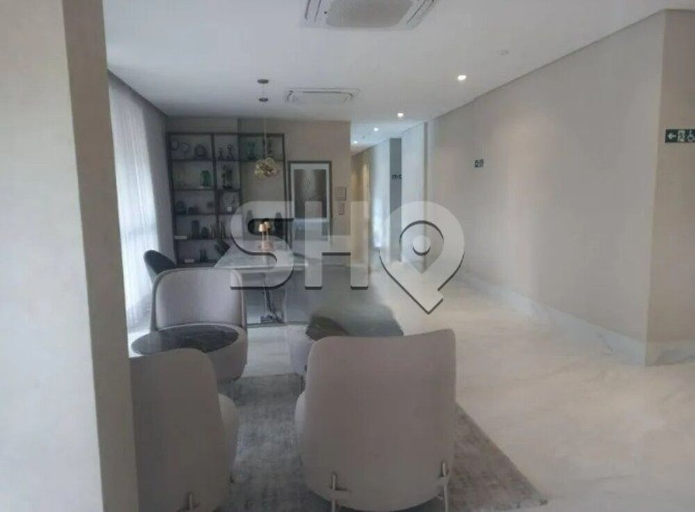 Apartamento à venda com 3 quartos, 123m² - Foto 2