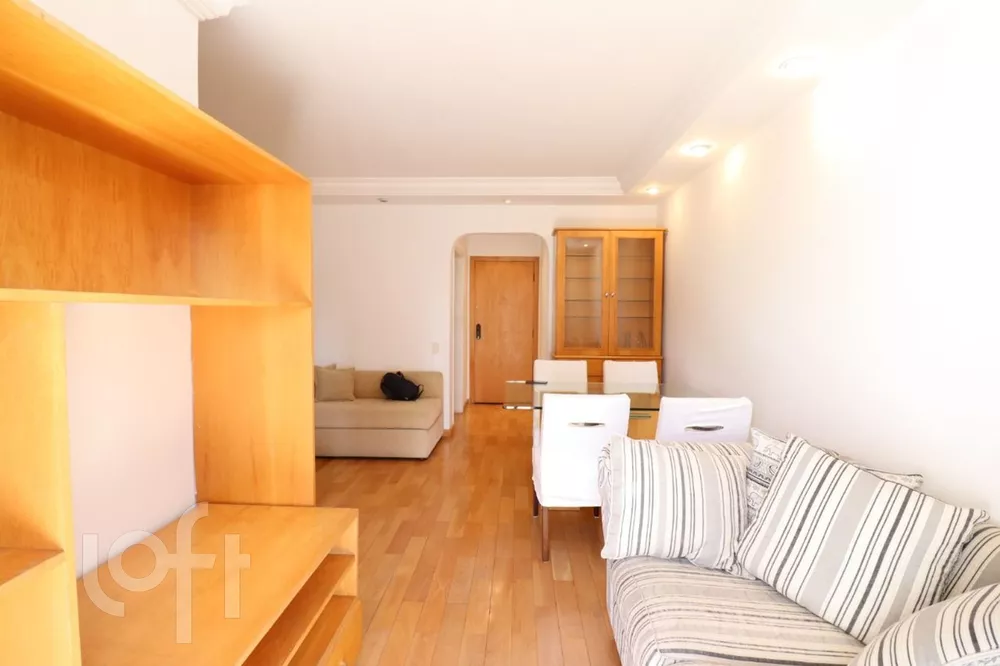 Apartamento à venda com 2 quartos, 70m² - Foto 4