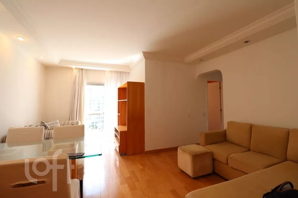 Apartamento à venda com 2 quartos, 70m² - Foto 1