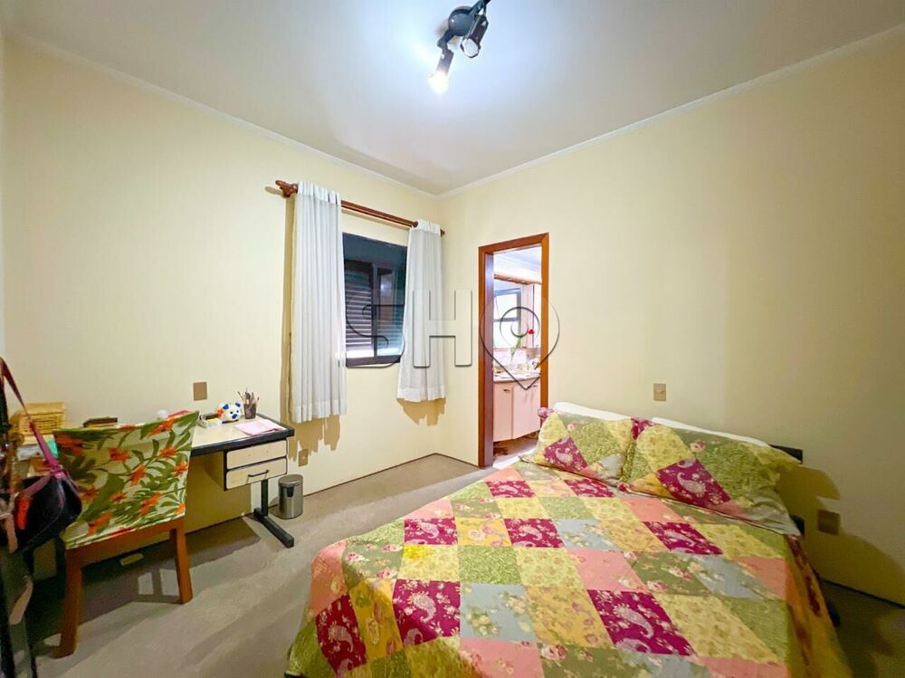 Apartamento, 4 quartos, 219 m² - Foto 1