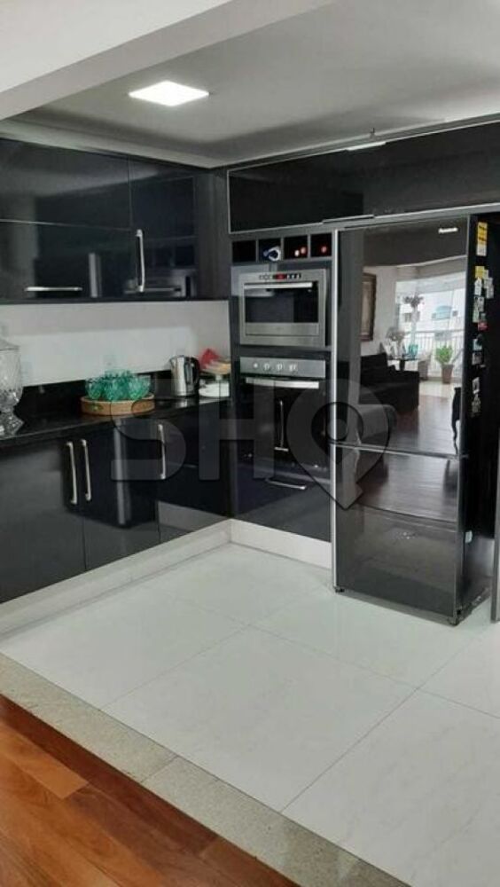 Apartamento, 3 quartos, 190 m² - Foto 2