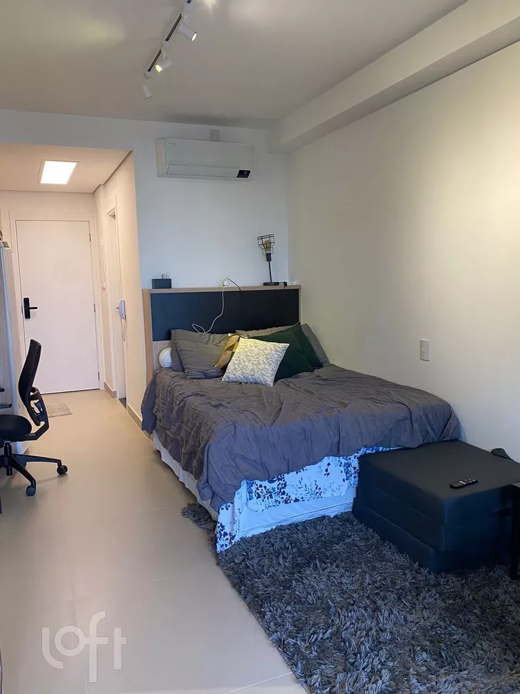 Apartamento à venda com 1 quarto, 31m² - Foto 2