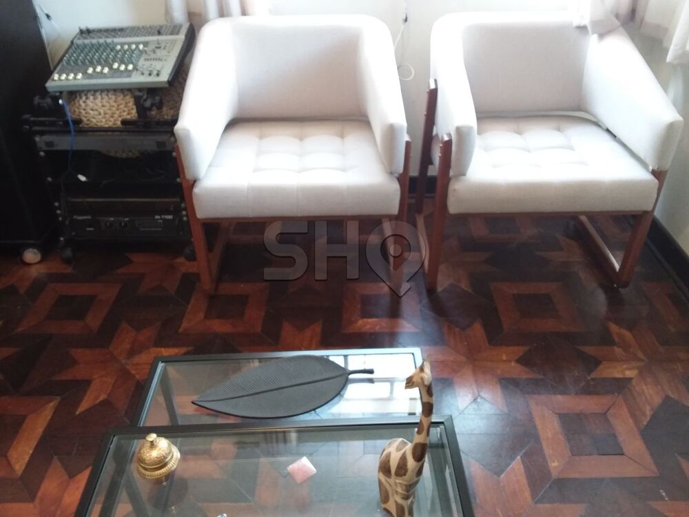 Sobrado à venda com 6 quartos, 330m² - Foto 2