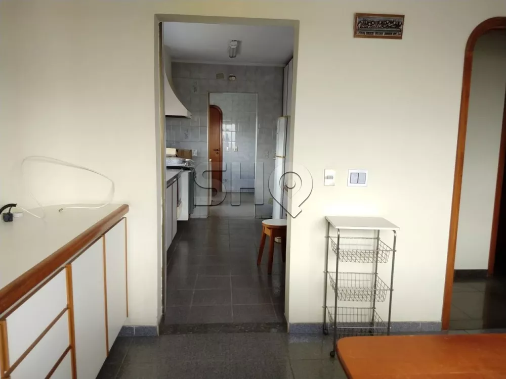 Apartamento à venda com 4 quartos, 211m² - Foto 13