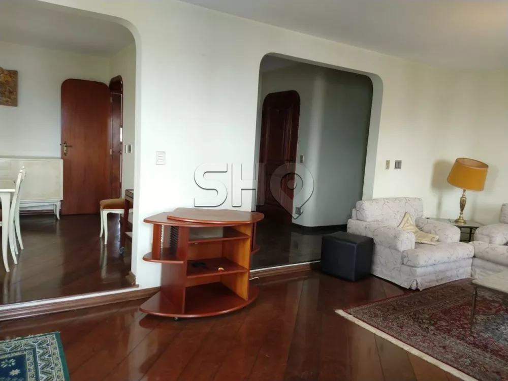 Apartamento à venda com 4 quartos, 211m² - Foto 5