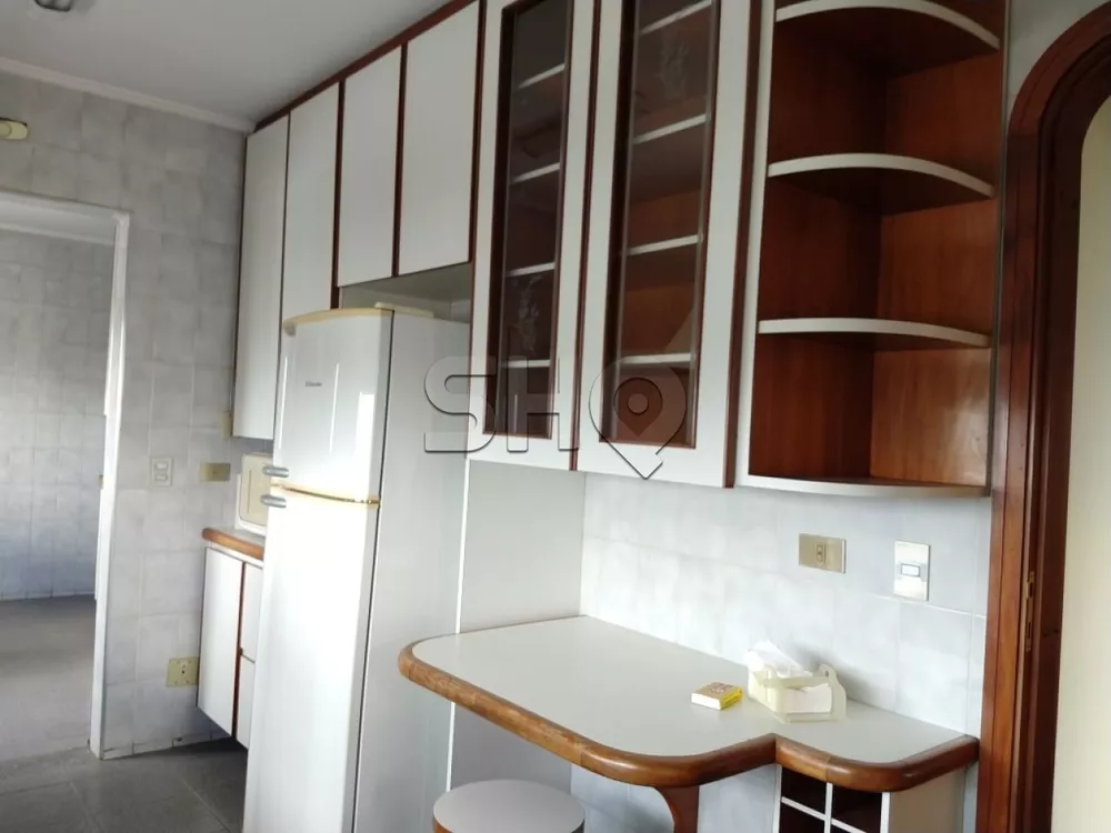 Apartamento à venda com 4 quartos, 211m² - Foto 9