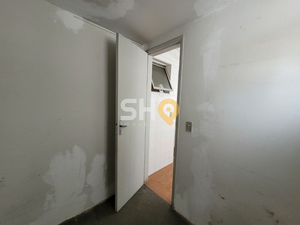 Apartamento para alugar com 2 quartos, 77m² - Foto 11