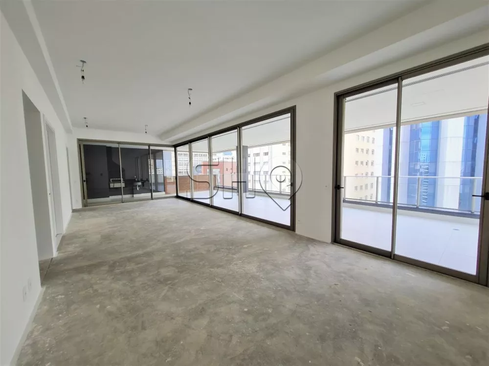 Apartamento à venda com 3 quartos, 270m² - Foto 2