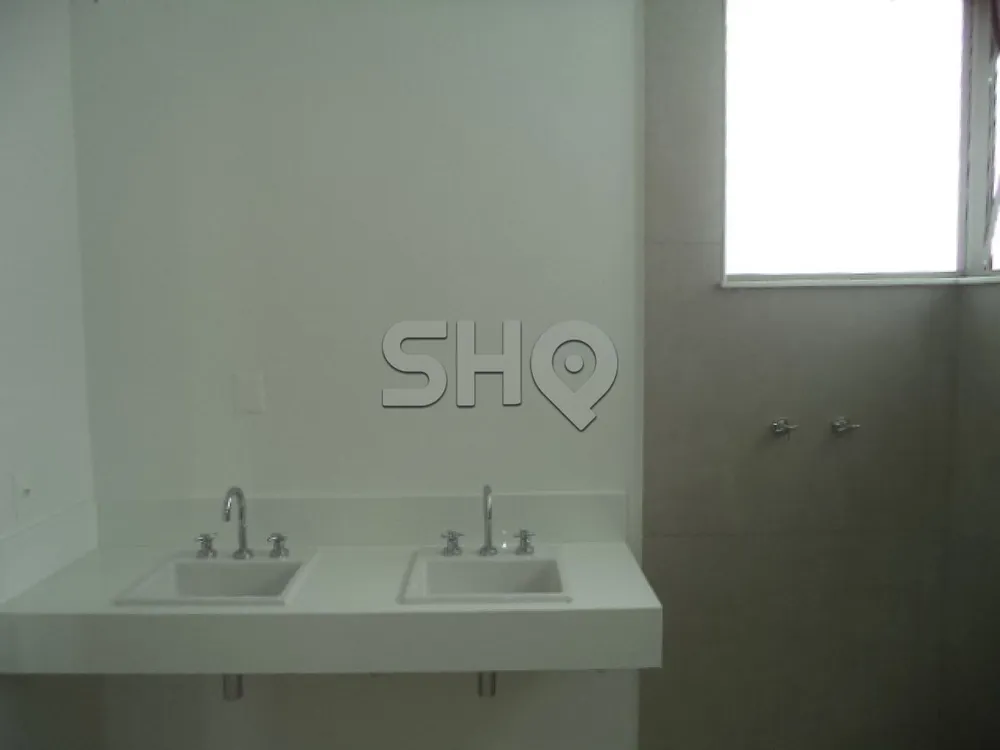 Apartamento, 3 quartos, 225 m² - Foto 1