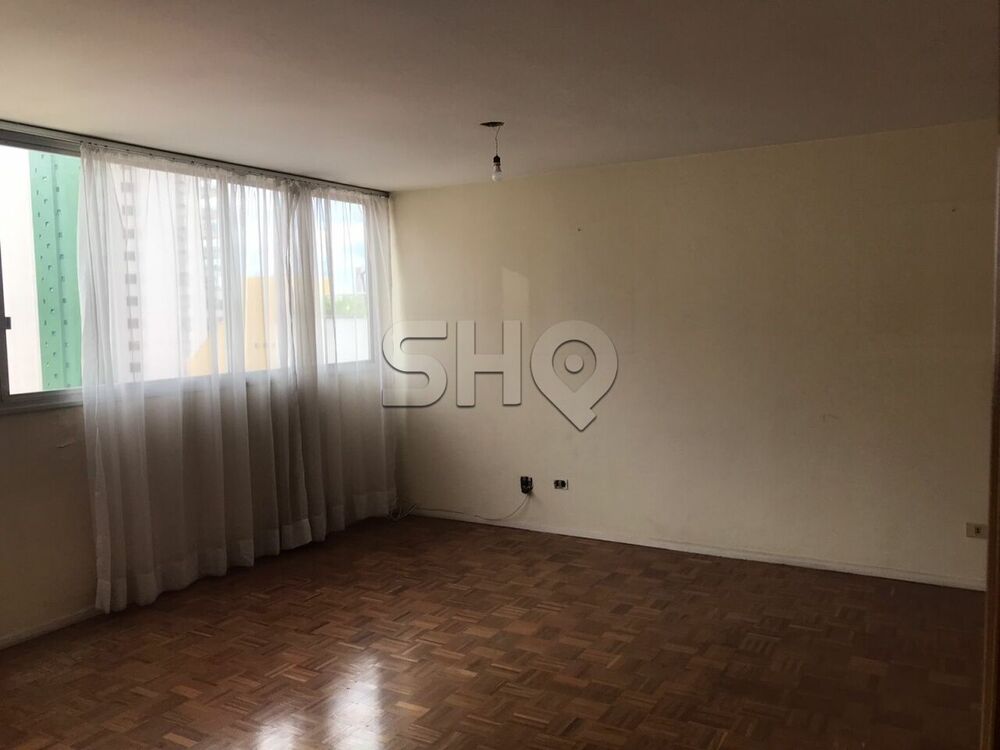 Apartamento à venda com 3 quartos, 130m² - Foto 13