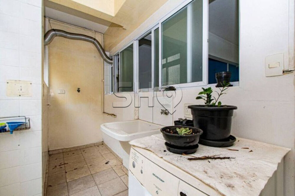 Apartamento à venda com 4 quartos, 245m² - Foto 20