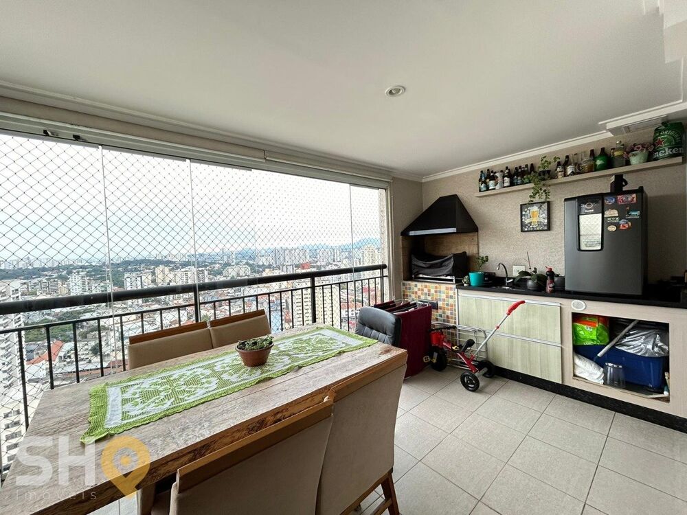 Apartamento à venda com 2 quartos, 72m² - Foto 1