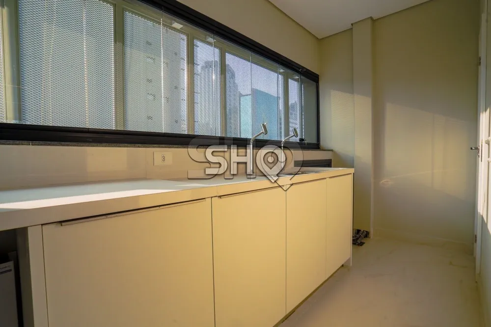 Apartamento, 3 quartos, 183 m² - Foto 2