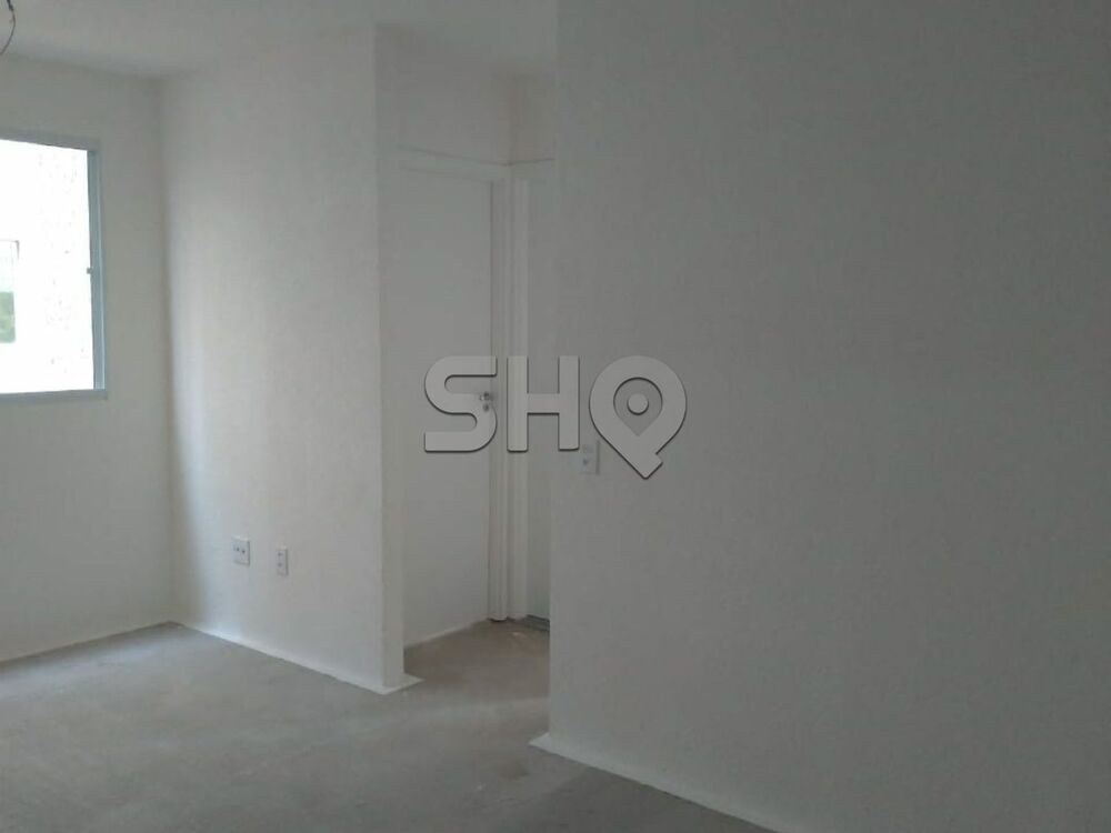 Apartamento à venda com 2 quartos, 40m² - Foto 2