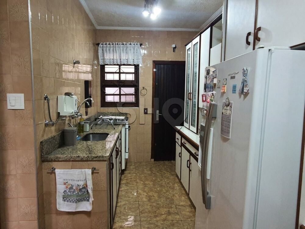 Sobrado, 3 quartos, 200 m² - Foto 1