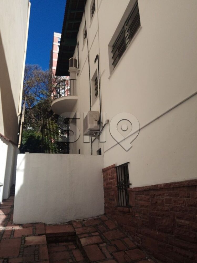 Casa Comercial para alugar com 10 quartos, 220m² - Foto 20