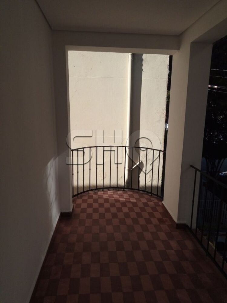Casa Comercial para alugar com 10 quartos, 220m² - Foto 9