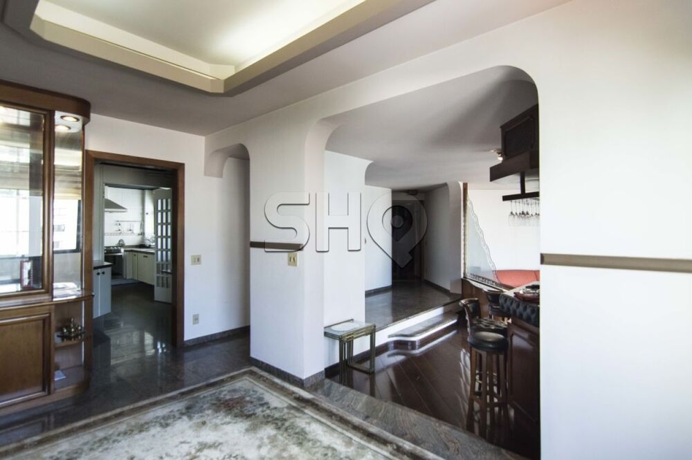 Apartamento à venda com 3 quartos, 183m² - Foto 4