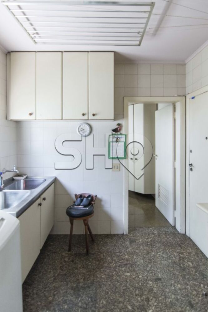 Apartamento à venda com 3 quartos, 183m² - Foto 17