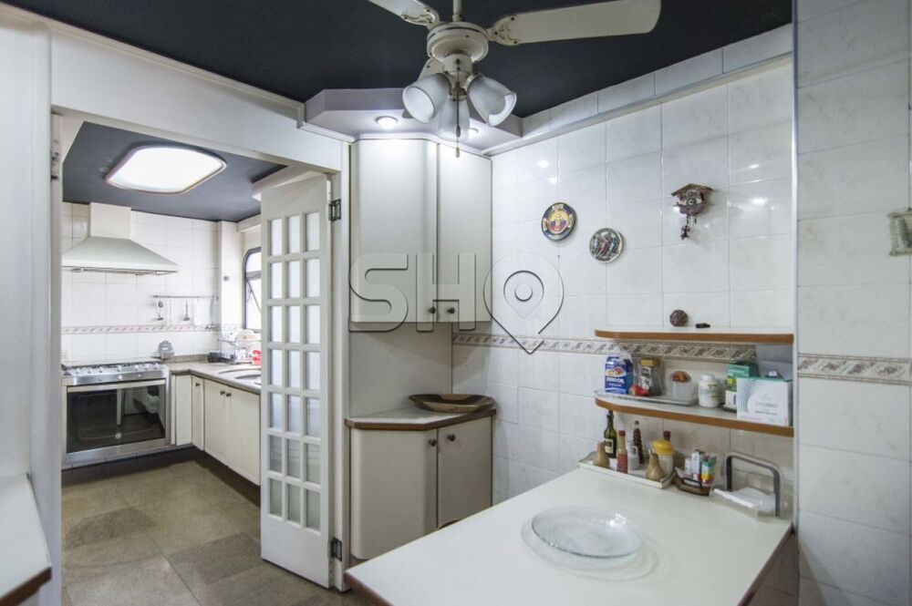 Apartamento à venda com 3 quartos, 183m² - Foto 14