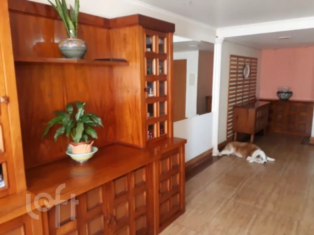 Apartamento à venda com 3 quartos, 105m² - Foto 1