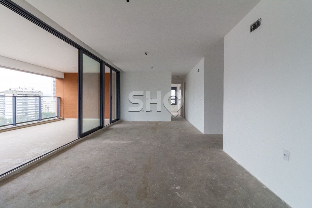 Apartamento à venda com 3 quartos, 158m² - Foto 1