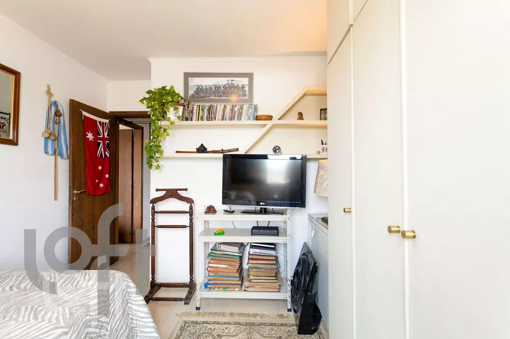 Apartamento à venda com 3 quartos, 121m² - Foto 3