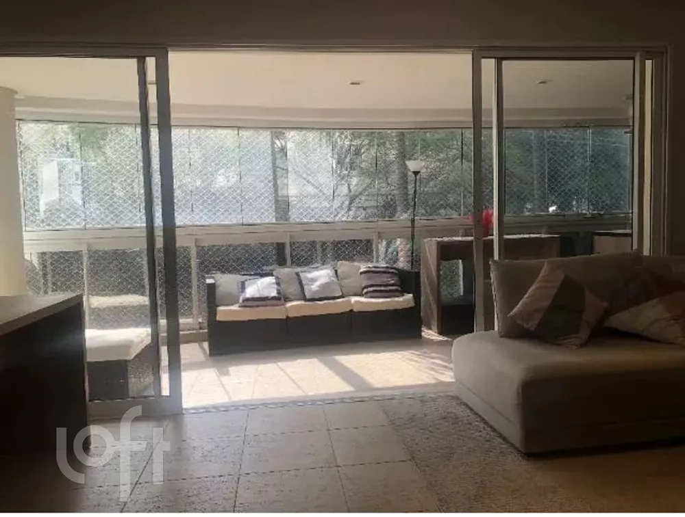 Apartamento à venda com 3 quartos, 169m² - Foto 1