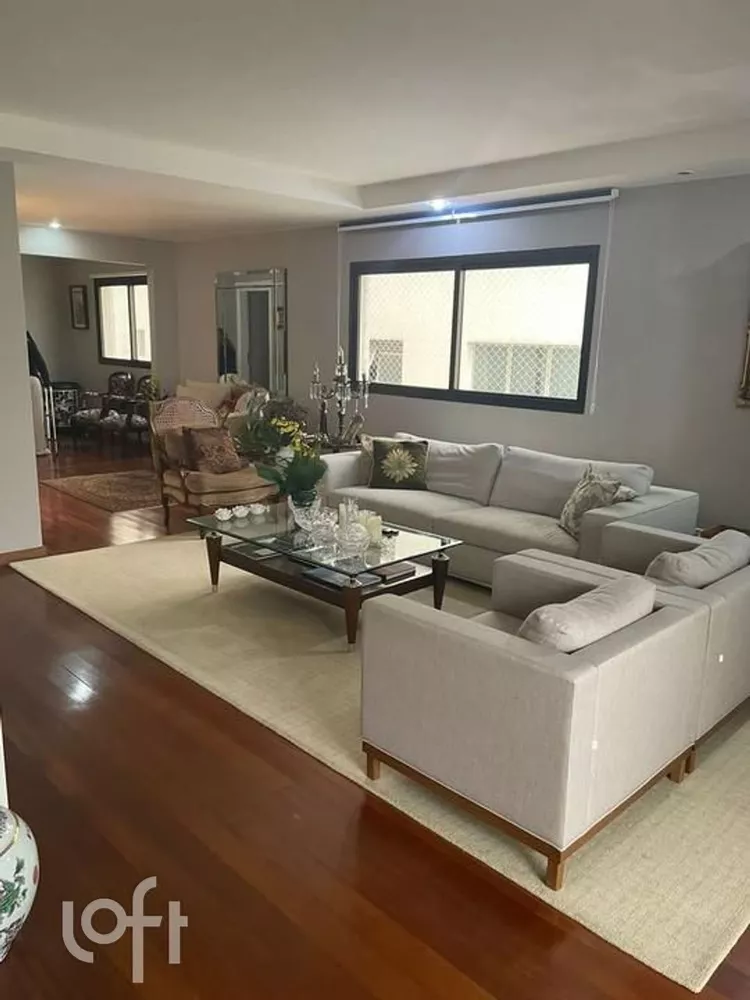 Apartamento à venda com 3 quartos, 200m² - Foto 1