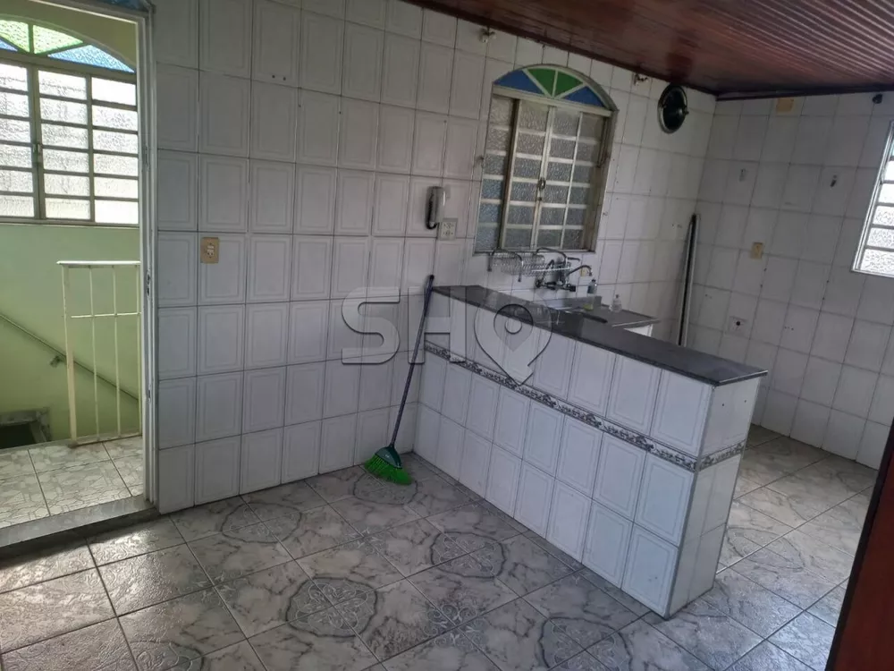 Sobrado à venda com 3 quartos, 277m² - Foto 4