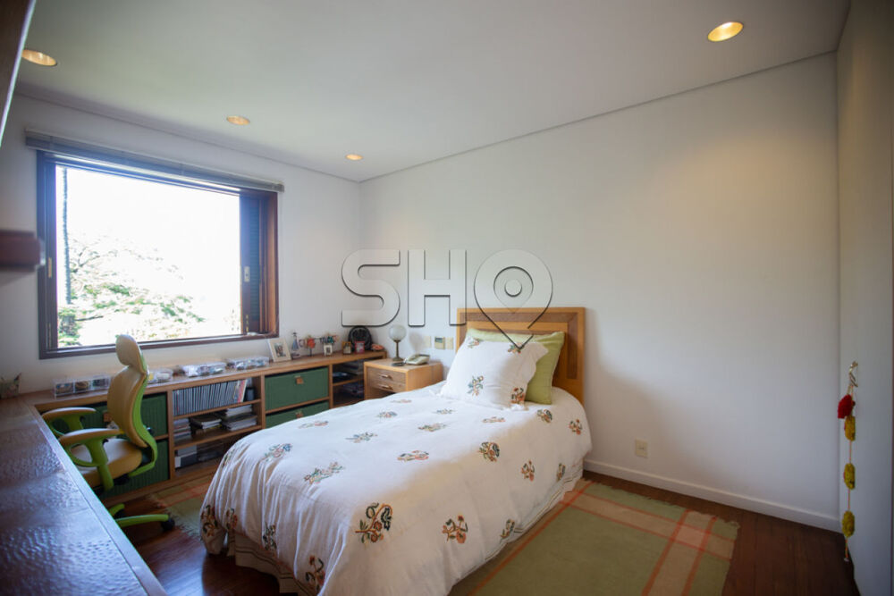 Casa à venda com 5 quartos, 1162m² - Foto 1