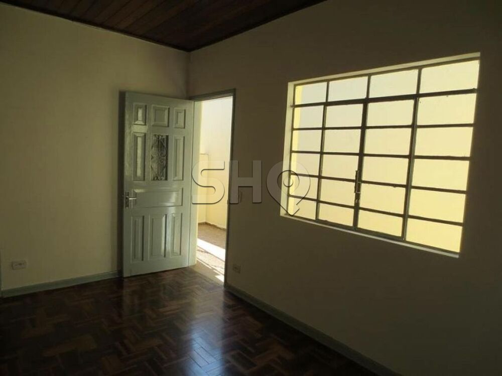 Casa à venda com 4 quartos, 170m² - Foto 2