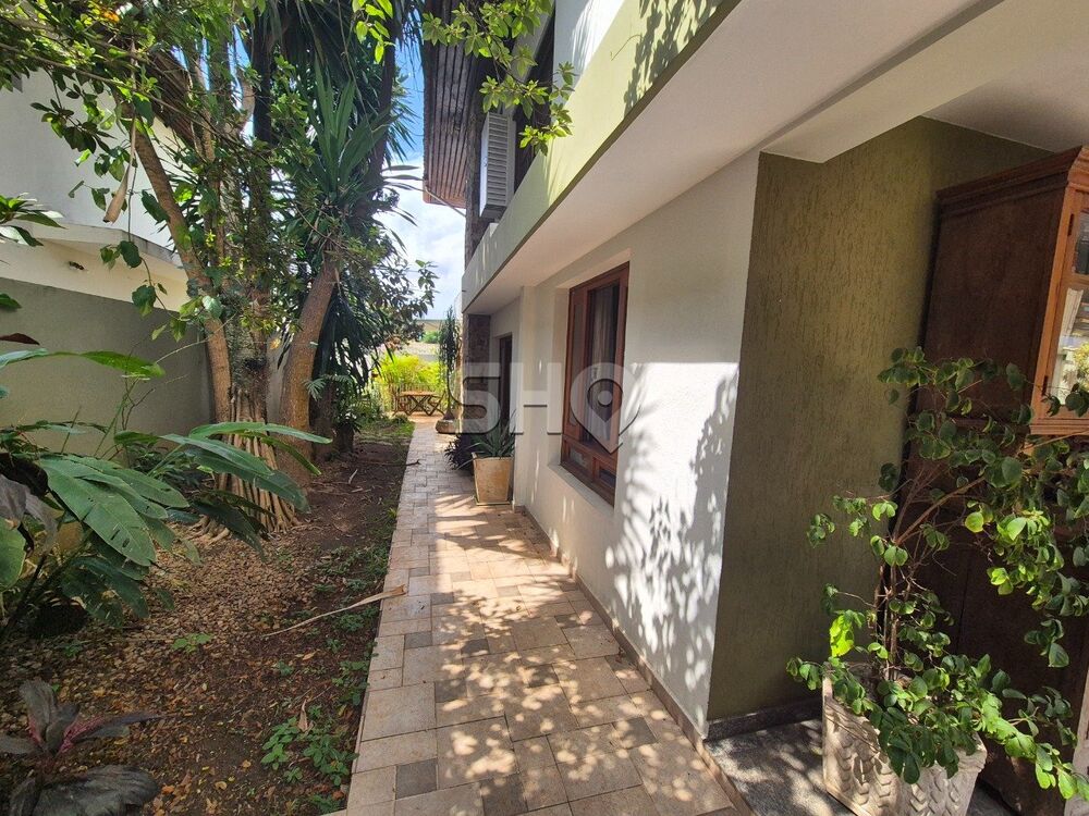 Sobrado, 5 quartos, 383 m² - Foto 1