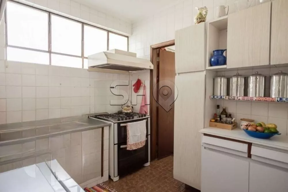 Apartamento à venda com 4 quartos, 188m² - Foto 17