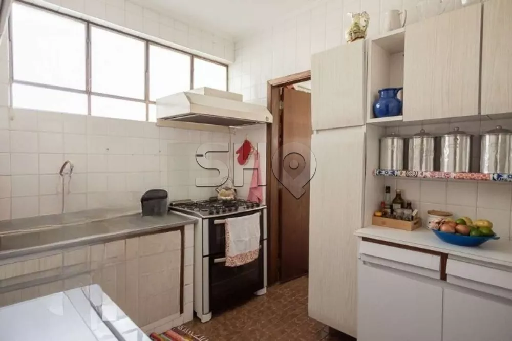 Apartamento à venda com 4 quartos, 188m² - Foto 18