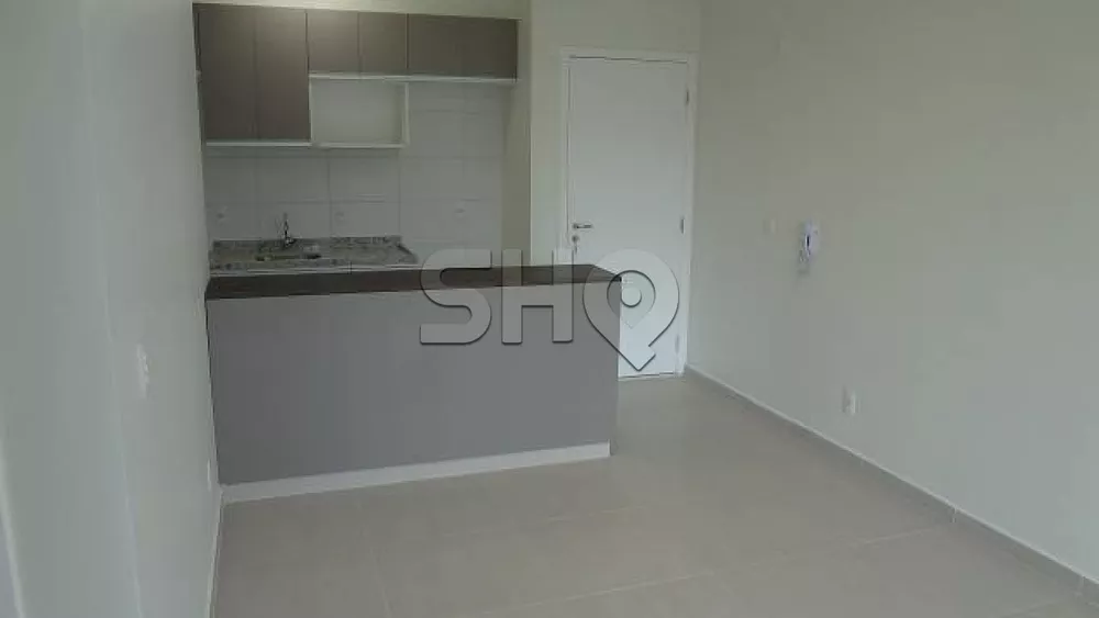 Apartamento à venda com 2 quartos, 67m² - Foto 2