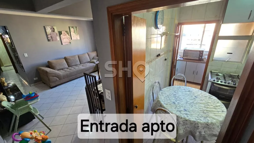 Apartamento à venda com 2 quartos, 65m² - Foto 2