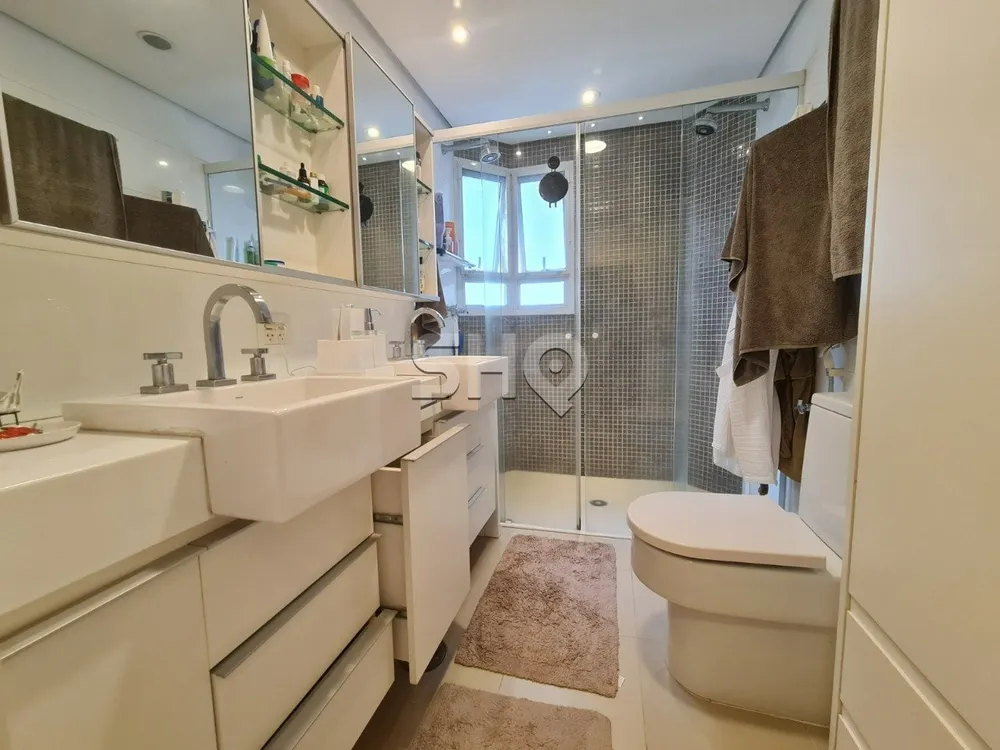Apartamento, 3 quartos, 193 m² - Foto 2