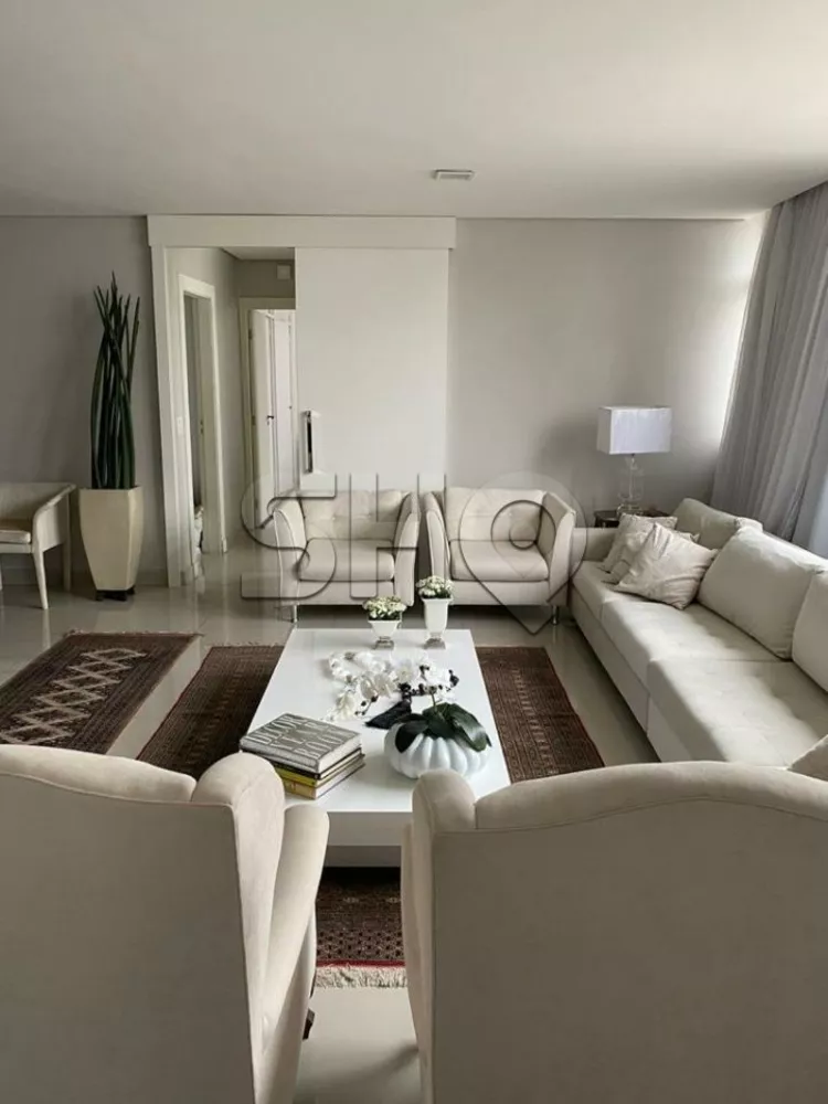 Apartamento, 3 quartos, 196 m² - Foto 11