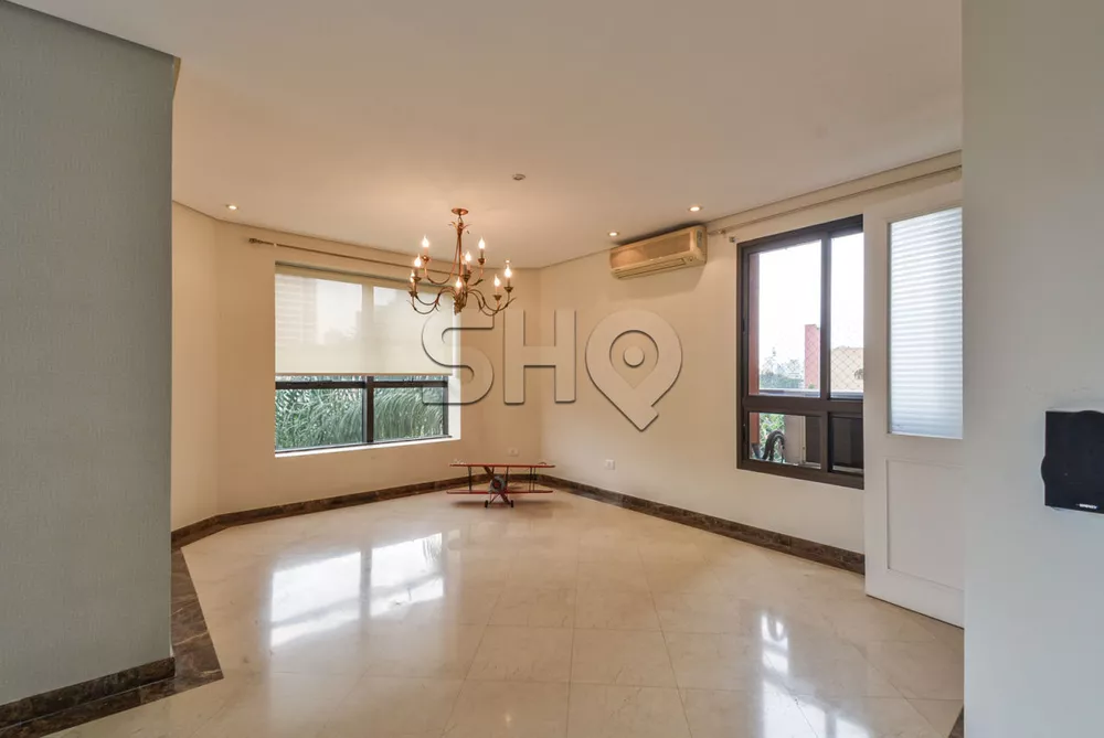 Apartamento à venda com 4 quartos, 186m² - Foto 6