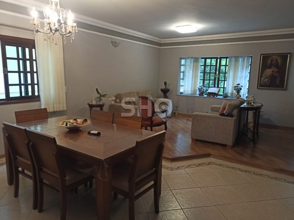 Casa de Condomínio à venda com 3 quartos, 330m² - Foto 3