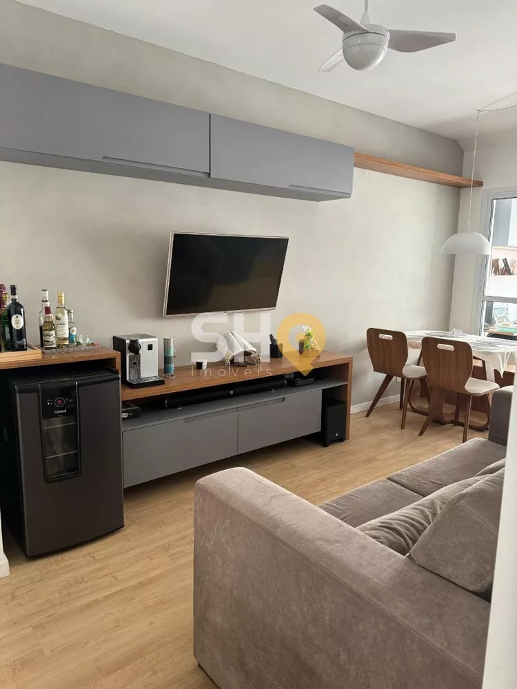 Apartamento à venda com 1 quarto, 42m² - Foto 1