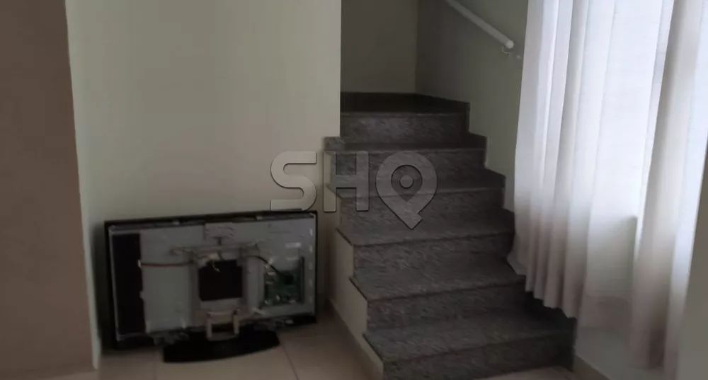 Sobrado à venda com 3 quartos, 130m² - Foto 2