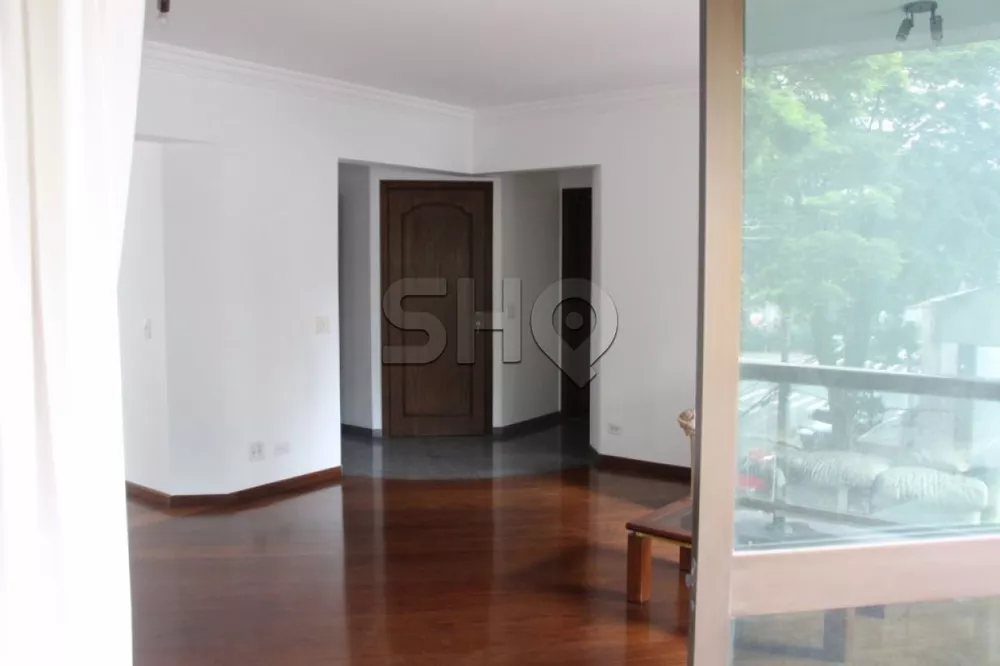 Apartamento à venda com 4 quartos, 155m² - Foto 8