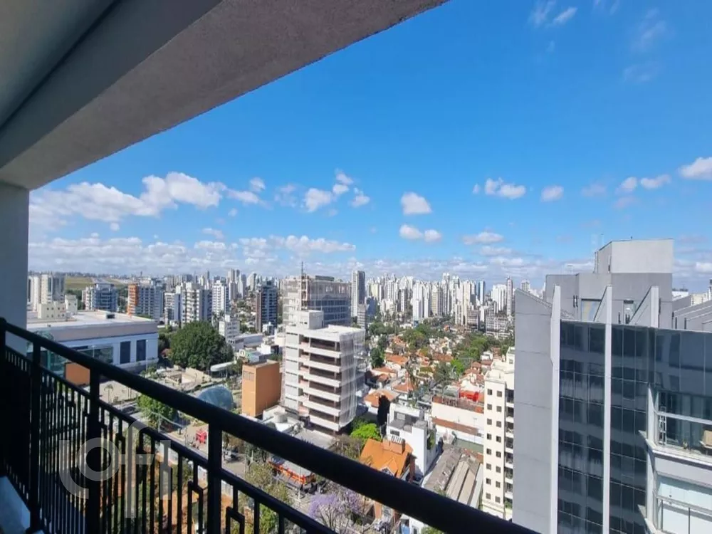 Apartamento à venda com 3 quartos, 149m² - Foto 2